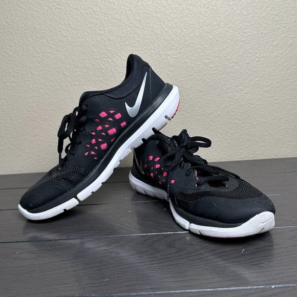 Nike - Women's Flex 2015 Run, Black/White/Pink - Size 7 - Picture 1 of 8